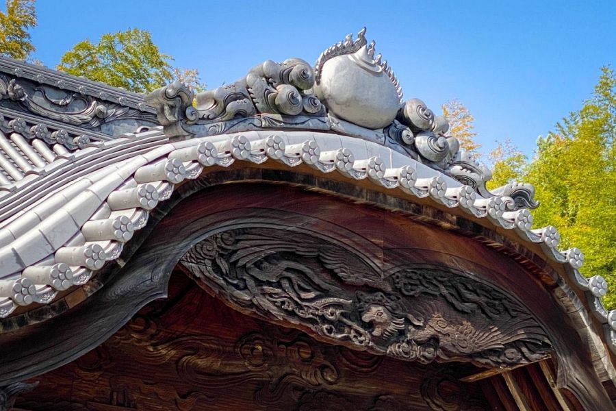 T54 Enmei ji Temple decorative roof detail
