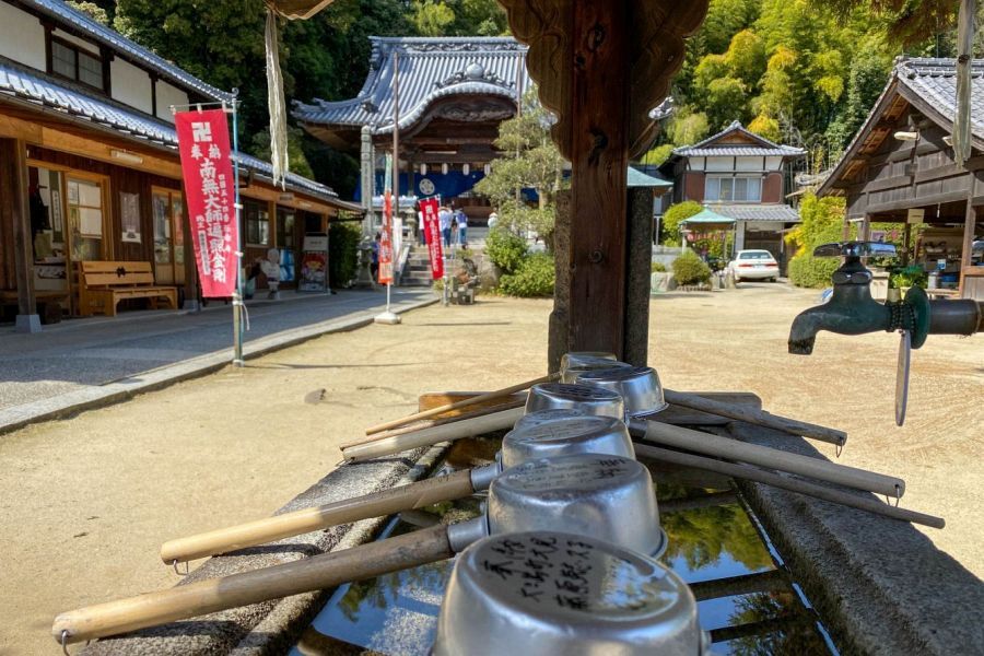 T54 Enmei ji Temple water dippers