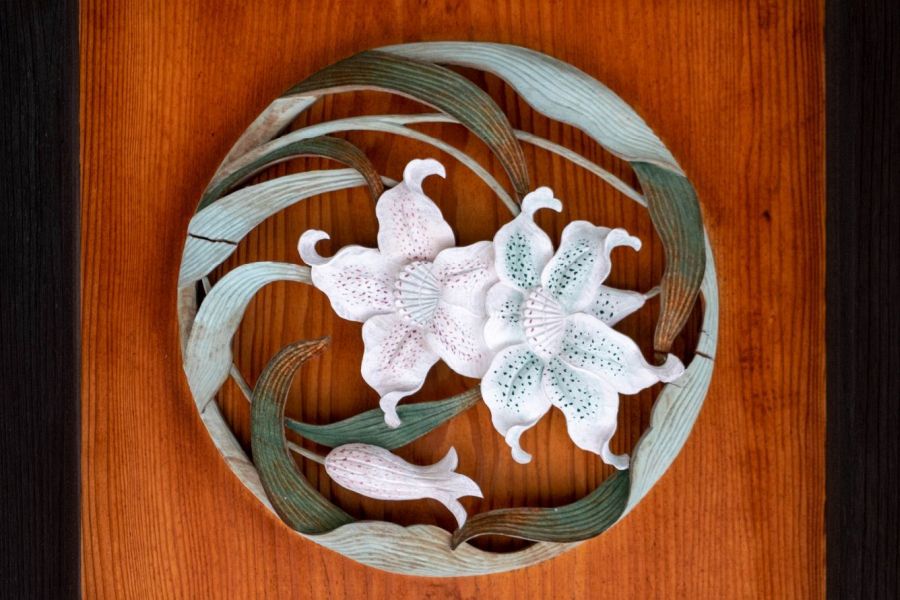 T78 Gosho ji Temple lily carving