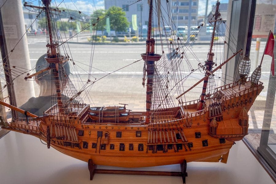 Mitsuhama port galleon model