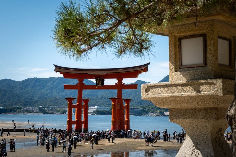 Miyajima Itsukushima Shrine torii (23)