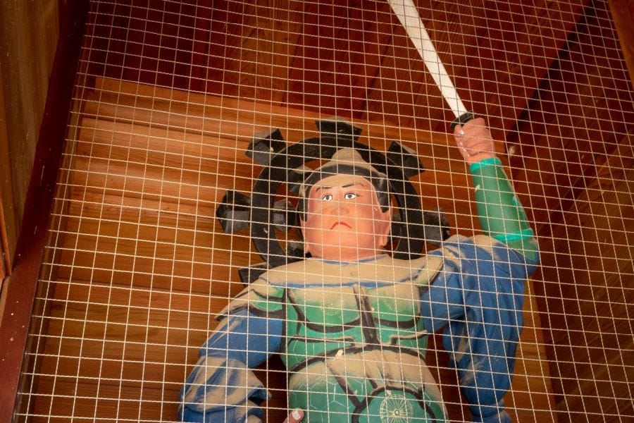 T5 Jizo ji Temple guardian right