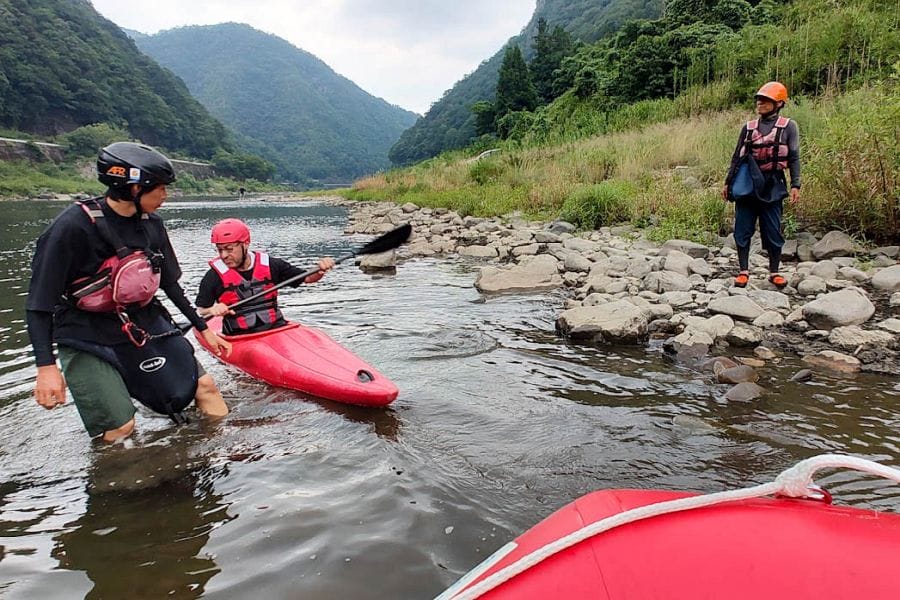 Gonokawa rafting kayak tryout
