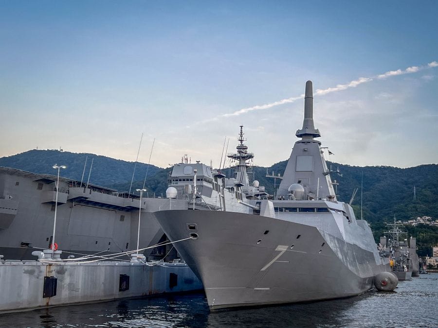 Kure Bunker Supply cruise stealth destroyer