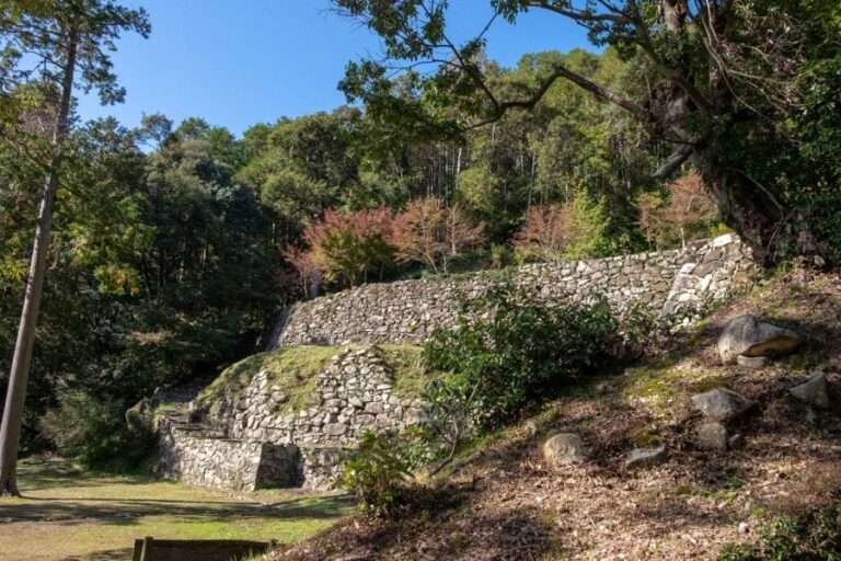 Azuchi Castle wall outer ring