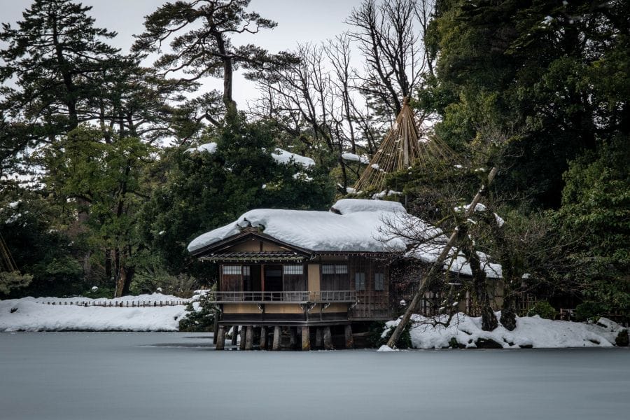 Kenroku-en Garden teahouse
