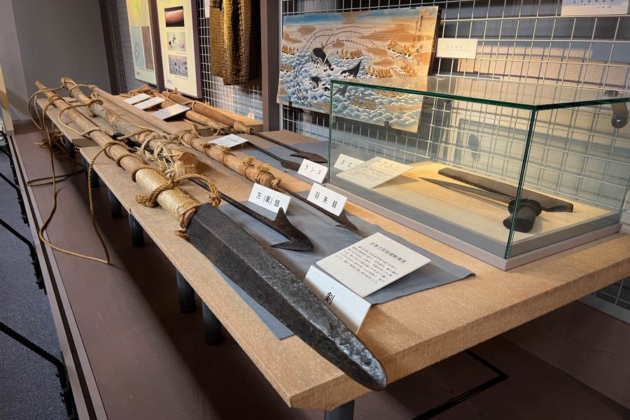 Hirado Ikitsuki-jima no Yakata Museum whaling tools