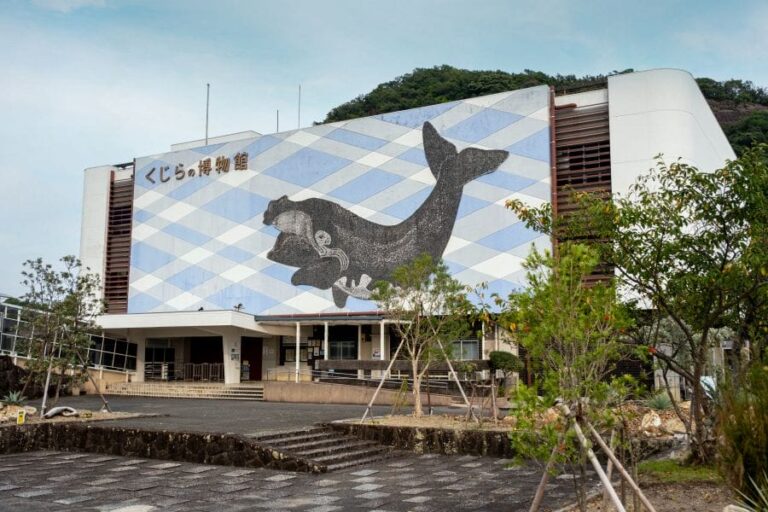 Taiji museum exterior mural