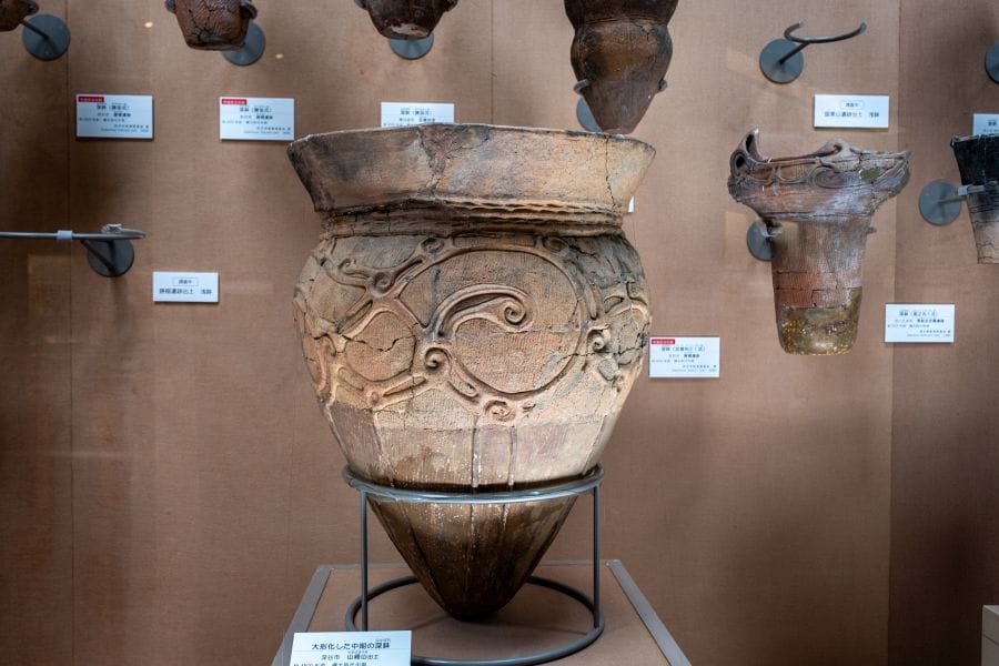 Omiya Museum of History and Folklore Jomon vase