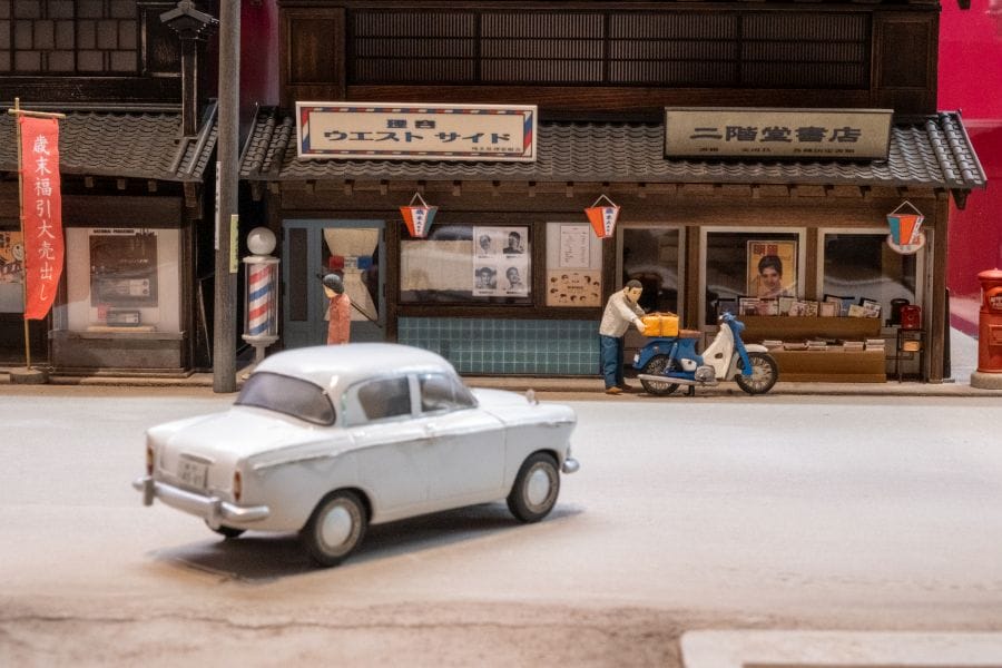 Omiya Museum of History and Folklore urban Showa diorama with Honda Cub