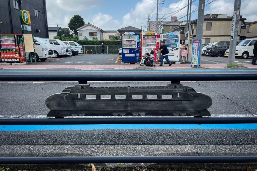 Omiya Railway Garden Promenade Shinkansen railing